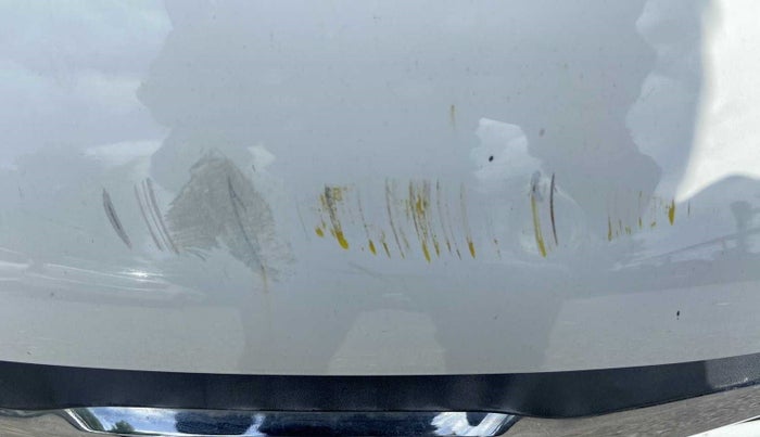 2014 Honda Brio S MT, Petrol, Manual, 91,414 km, Bonnet (hood) - Minor scratches