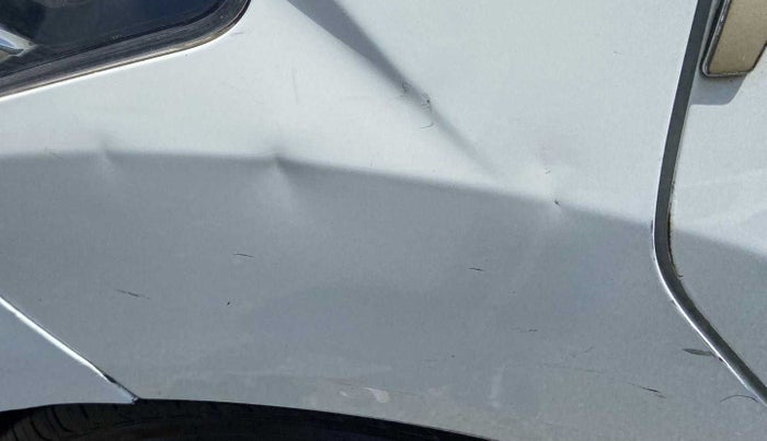 2014 Honda Brio S MT, Petrol, Manual, 91,414 km, Right quarter panel - Minor scratches