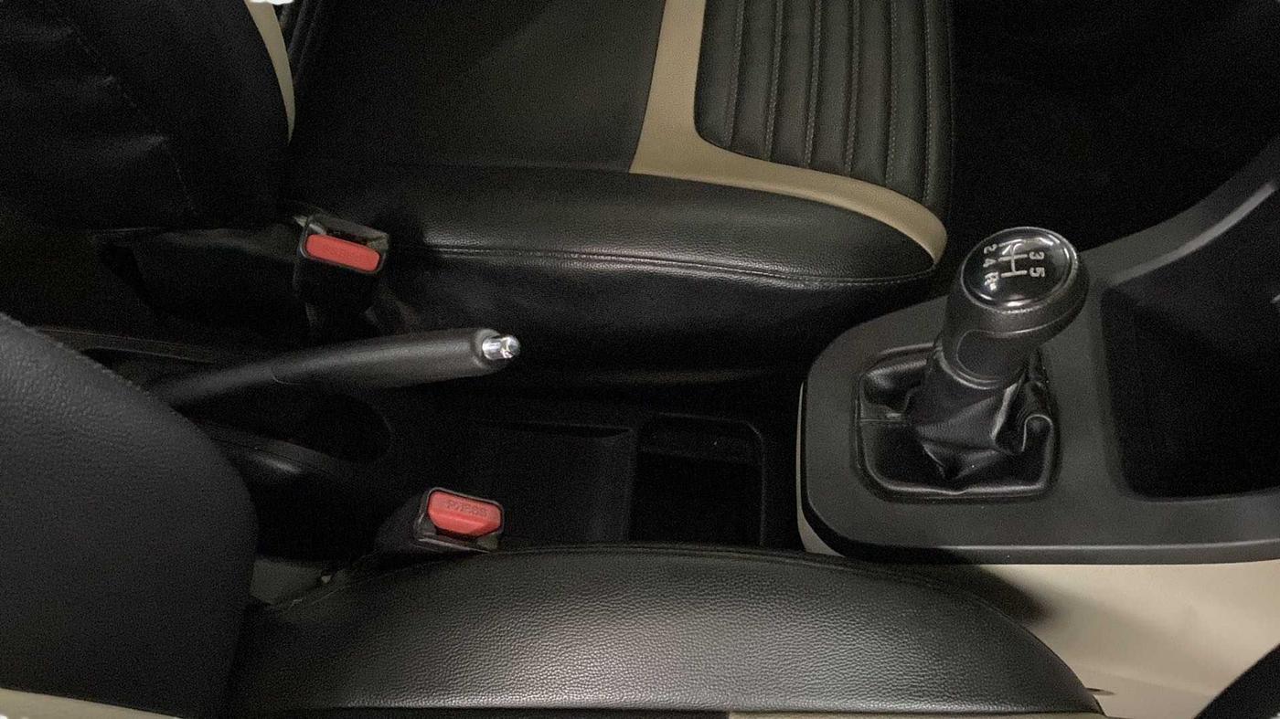 2019 Maruti New Wagon-R VXI 1.0, Petrol, Manual, 19,910 km, Gear Lever