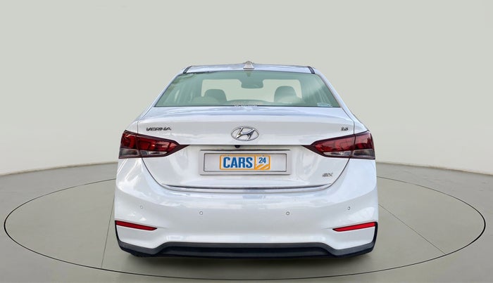 2018 Hyundai Verna 1.6 VTVT SX, Petrol, Manual, 87,005 km, Back/Rear
