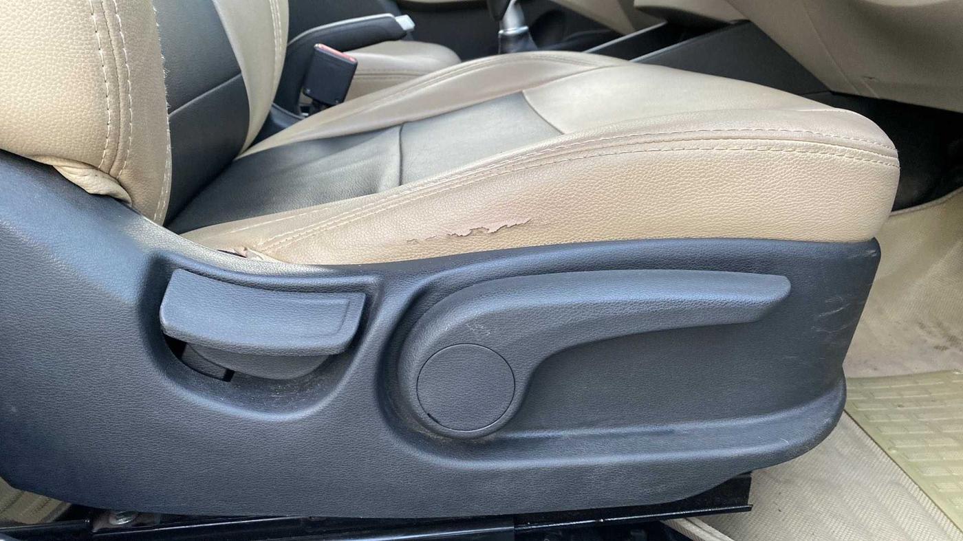 2018 Hyundai Verna 1.6 VTVT SX, Petrol, Manual, 87,005 km, Driver Side Adjustment Panel