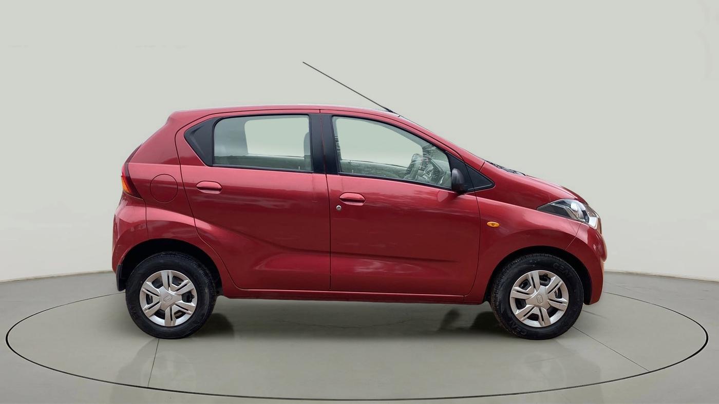 2016 Datsun Redi Go T, Petrol, Manual, 10,289 km, Right Side View