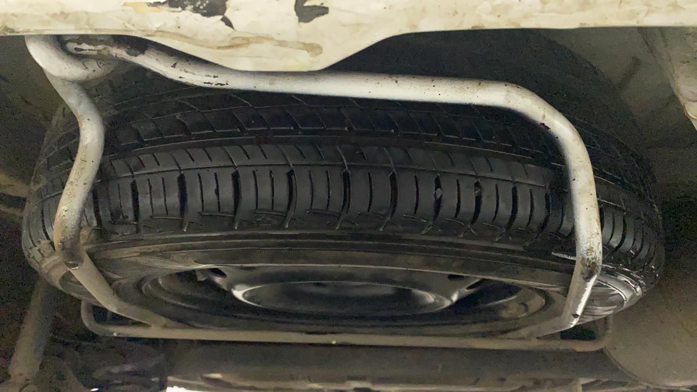 2016 Maruti Ertiga VXI CNG, CNG, Manual, 83,911 km, Spare Tyre