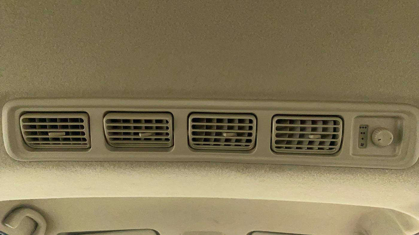 2016 Maruti Ertiga VXI CNG, CNG, Manual, 83,911 km, Rear AC Vents