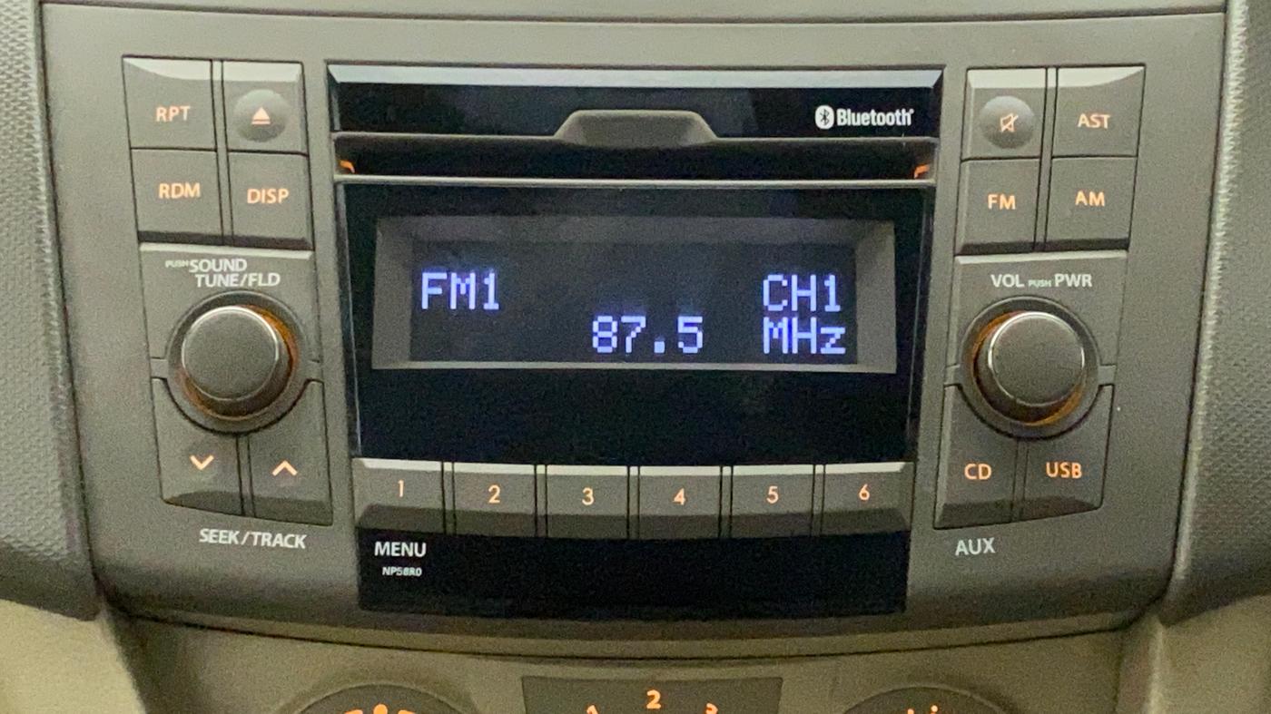 2016 Maruti Ertiga VXI CNG, CNG, Manual, 83,911 km, Infotainment System