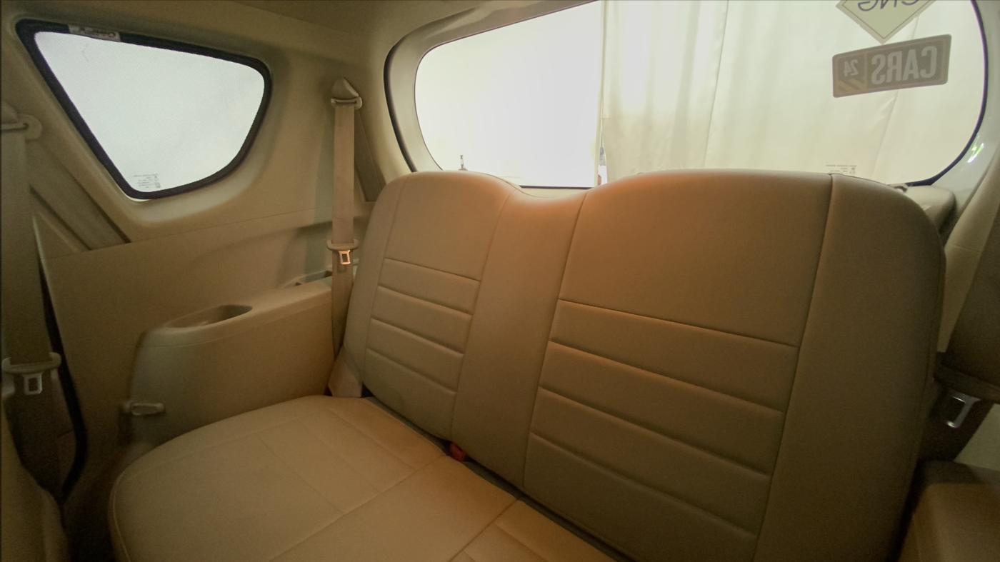 2016 Maruti Ertiga VXI CNG, CNG, Manual, 83,911 km, Third Seat Row ( optional )