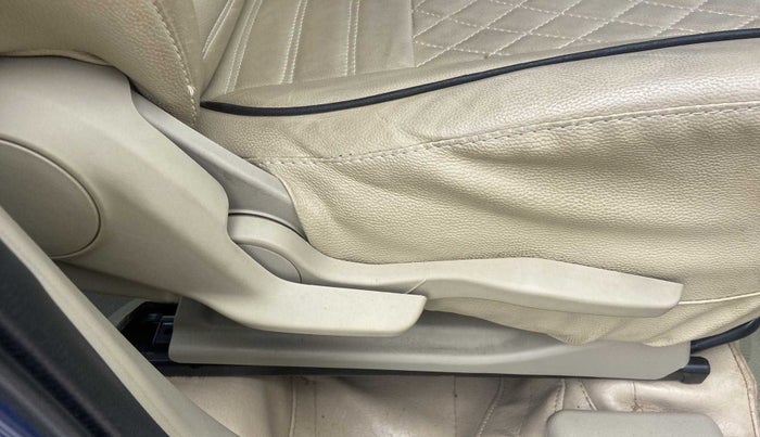 2021 Maruti Dzire ZXI, Petrol, Manual, 15,045 km, Driver Side Adjustment Panel