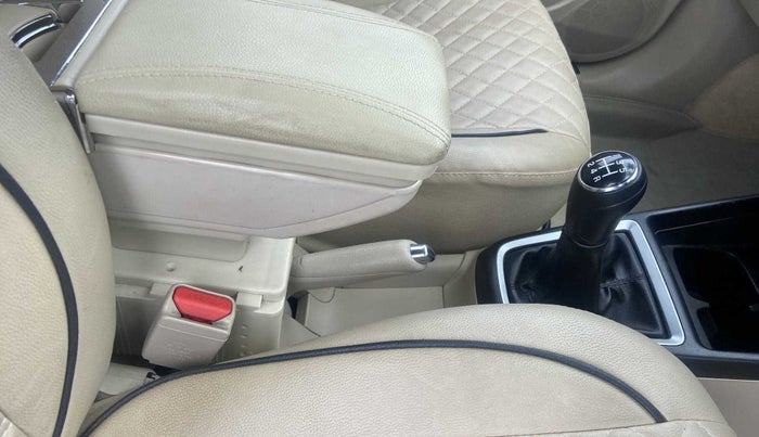 2021 Maruti Dzire ZXI, Petrol, Manual, 15,045 km, Gear Lever