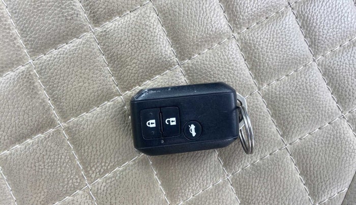 2021 Maruti Dzire ZXI, Petrol, Manual, 15,045 km, Key Close Up