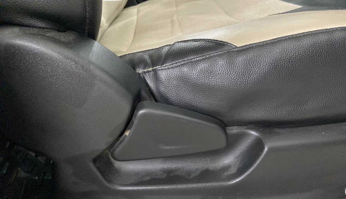 2019 Datsun Redi Go A, Petrol, Manual, 51,271 km, Driver Side Adjustment Panel