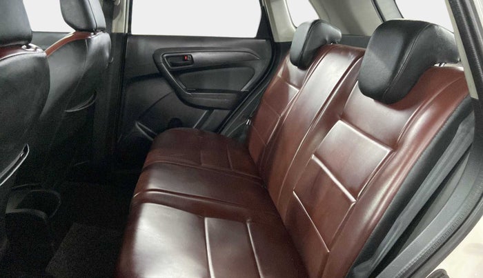2020 Maruti Vitara Brezza VXI, Petrol, Manual, 35,982 km, Right Side Rear Door Cabin
