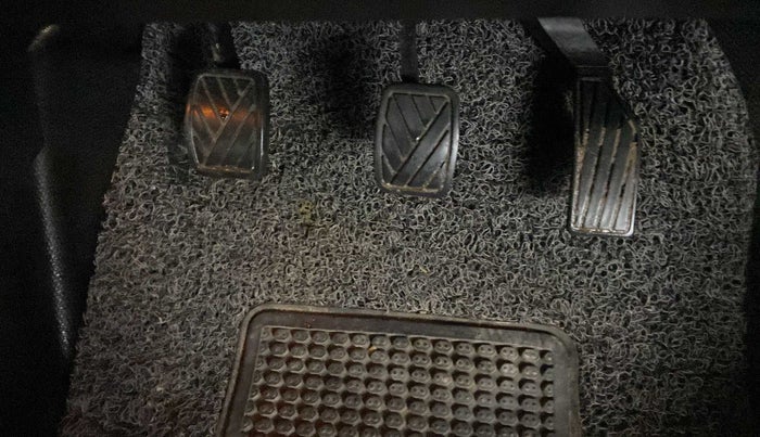 2020 Maruti Vitara Brezza VXI, Petrol, Manual, 35,982 km, Pedals