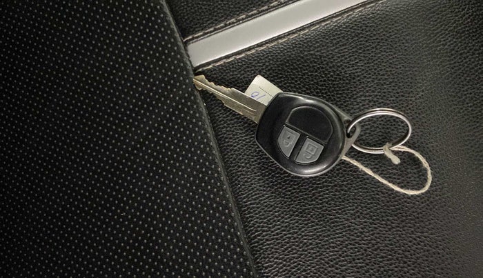 2021 Maruti Alto VXI, Petrol, Manual, 22,928 km, Key Close Up