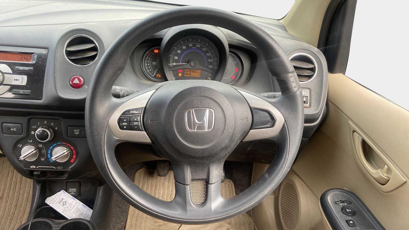2015 Honda Brio S MT, Petrol, Manual, 29,014 km, Steering Wheel Close Up
