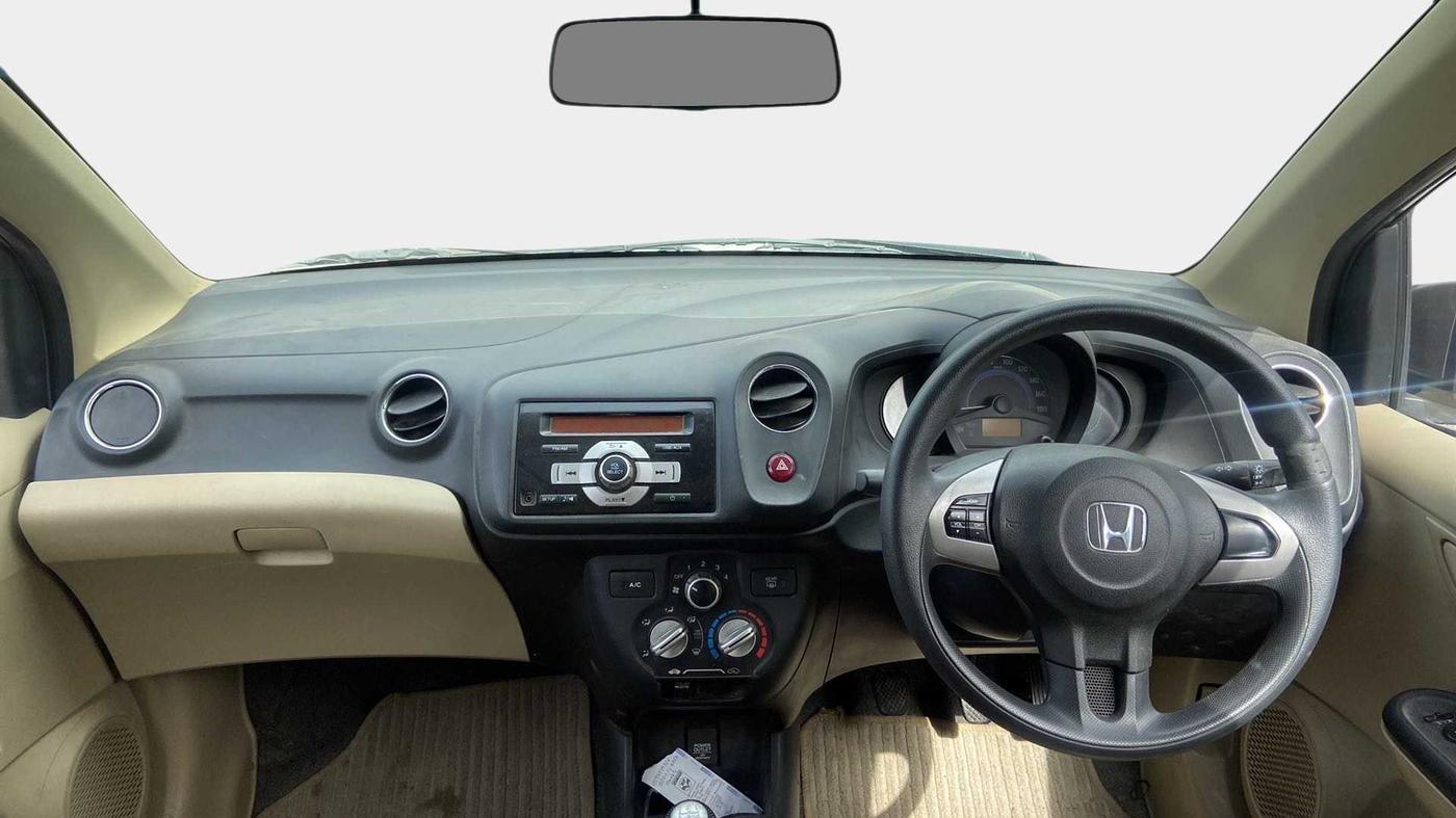 2015 Honda Brio S MT, Petrol, Manual, 29,014 km, Dashboard
