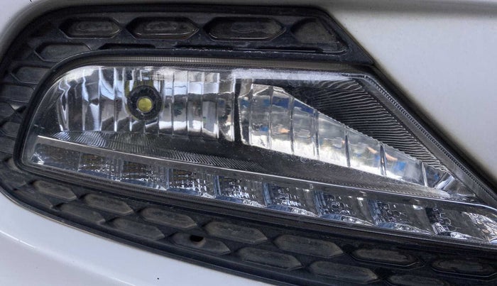 2014 Hyundai Elite i20 ASTA 1.4 CRDI, Diesel, Manual, 94,755 km, Right fog light - Not working