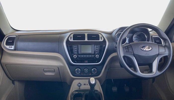 2017 Mahindra TUV300 T8, Diesel, Manual, 52,602 km, Dashboard