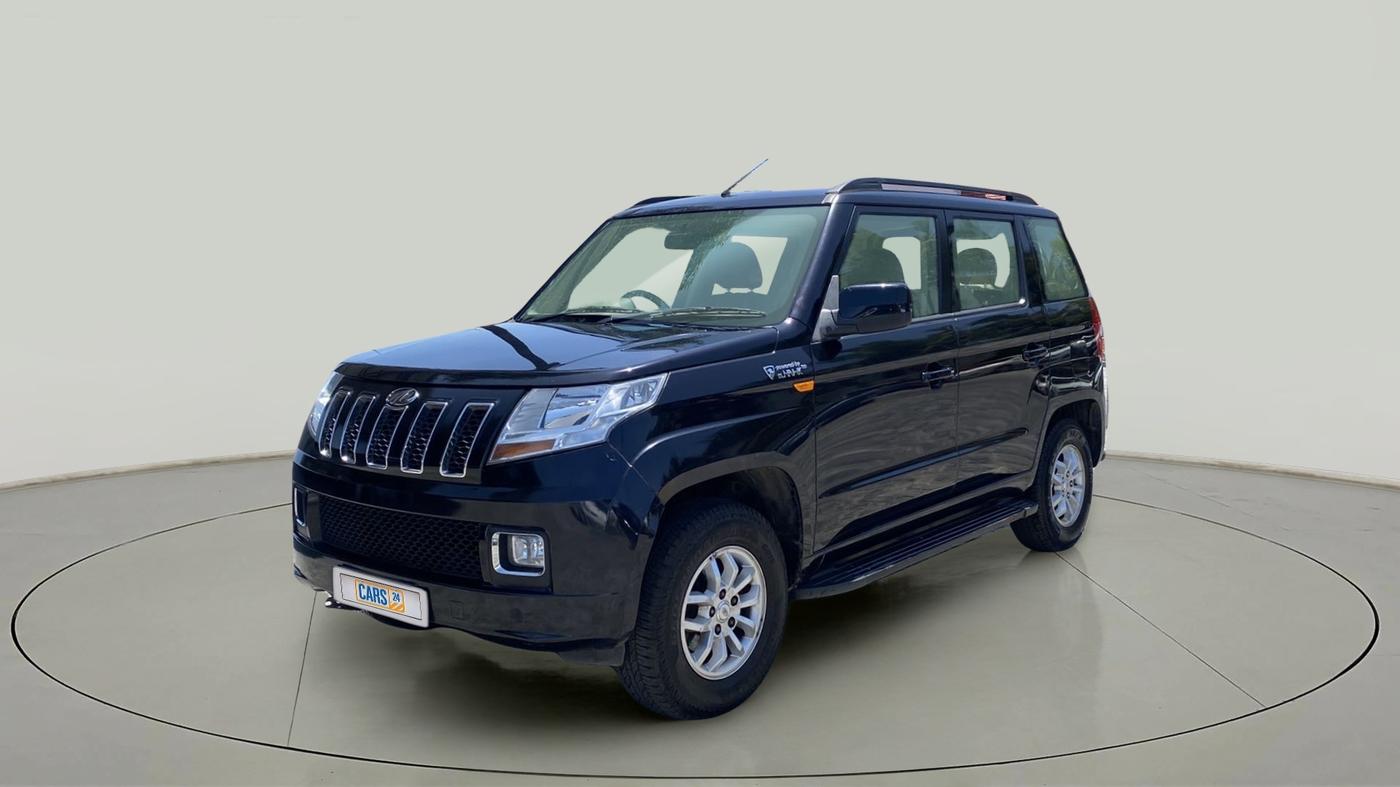 2017 Mahindra TUV300 T8, Diesel, Manual, 52,602 km, Left Front Diagonal
