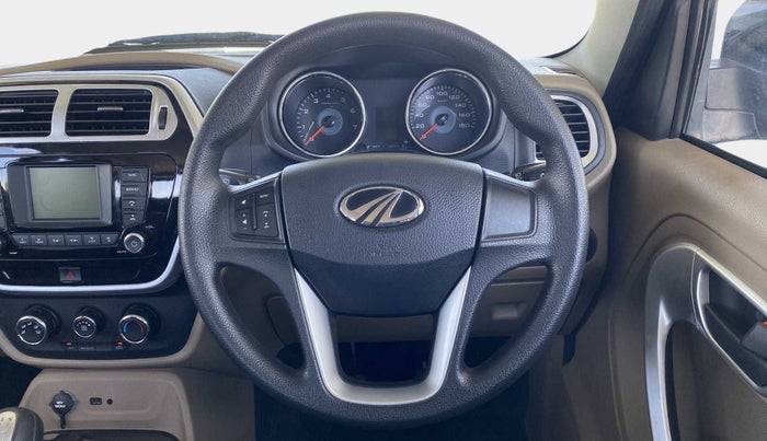 2017 Mahindra TUV300 T8, Diesel, Manual, 52,602 km, Steering Wheel Close Up