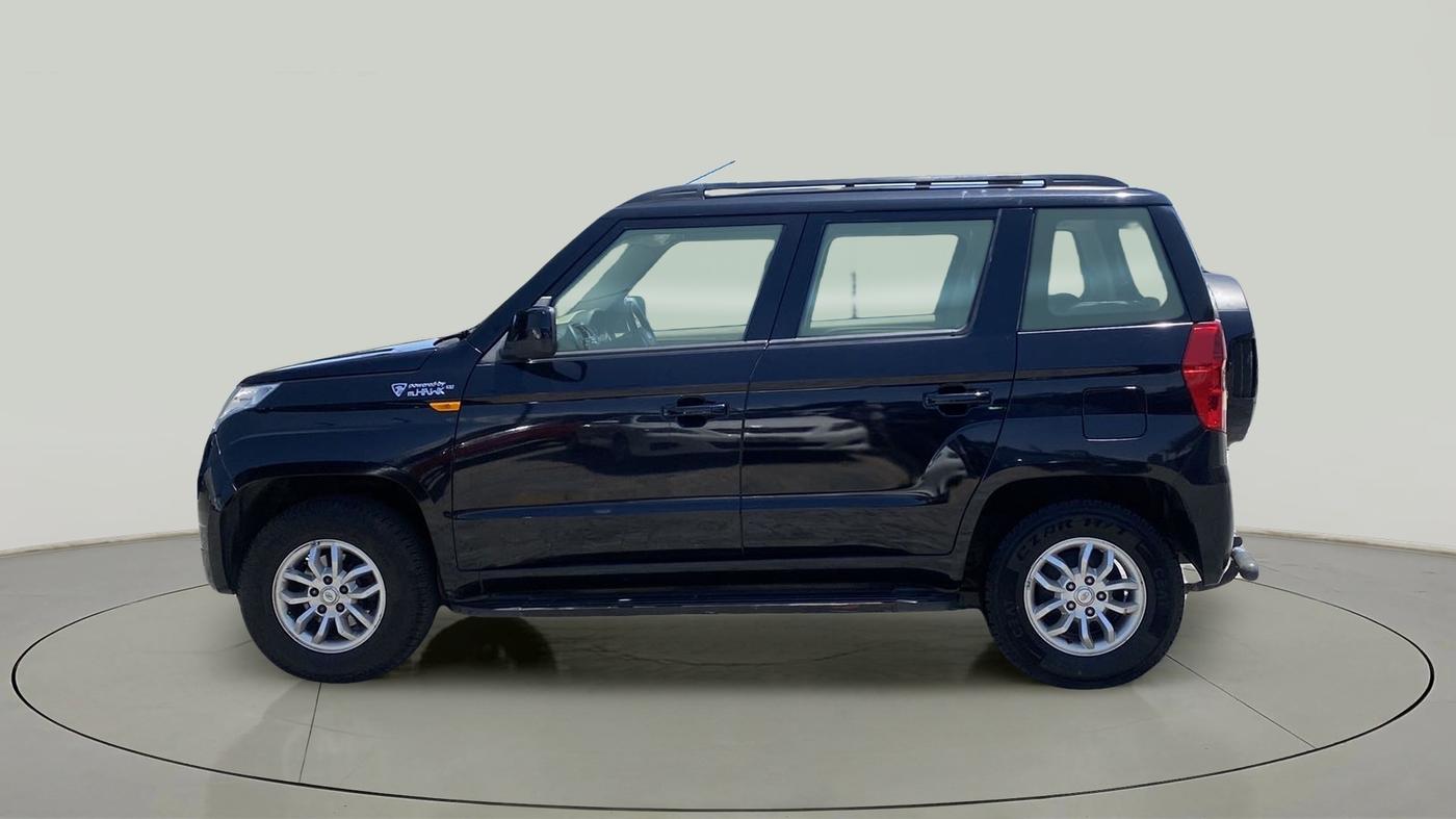 2017 Mahindra TUV300 T8, Diesel, Manual, 52,602 km, Left Side