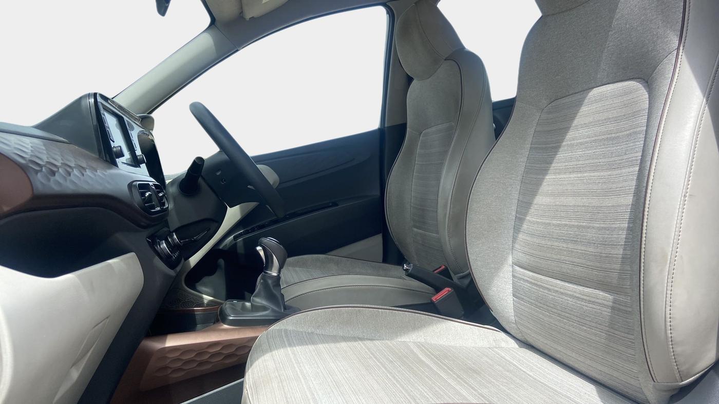 2020 Hyundai AURA SX PLUS 1.2 AMT, Petrol, Automatic, 23,583 km, Right Side Front Door Cabin