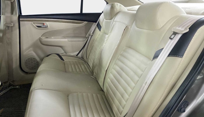 2019 Maruti Ciaz DELTA 1.5 SHVS MT PETROL, Petrol, Manual, 26,006 km, Right Side Rear Door Cabin