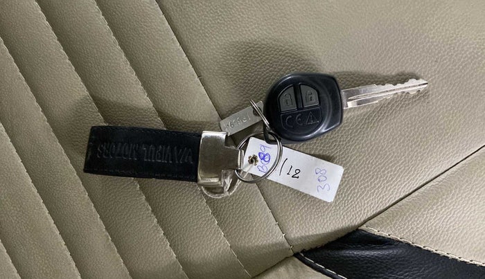 2019 Maruti Ciaz DELTA 1.5 SHVS MT PETROL, Petrol, Manual, 26,006 km, Key Close Up