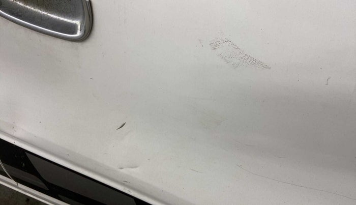 2017 Renault Kwid RXL 1.0, Petrol, Manual, 23,871 km, Driver-side door - Slightly dented