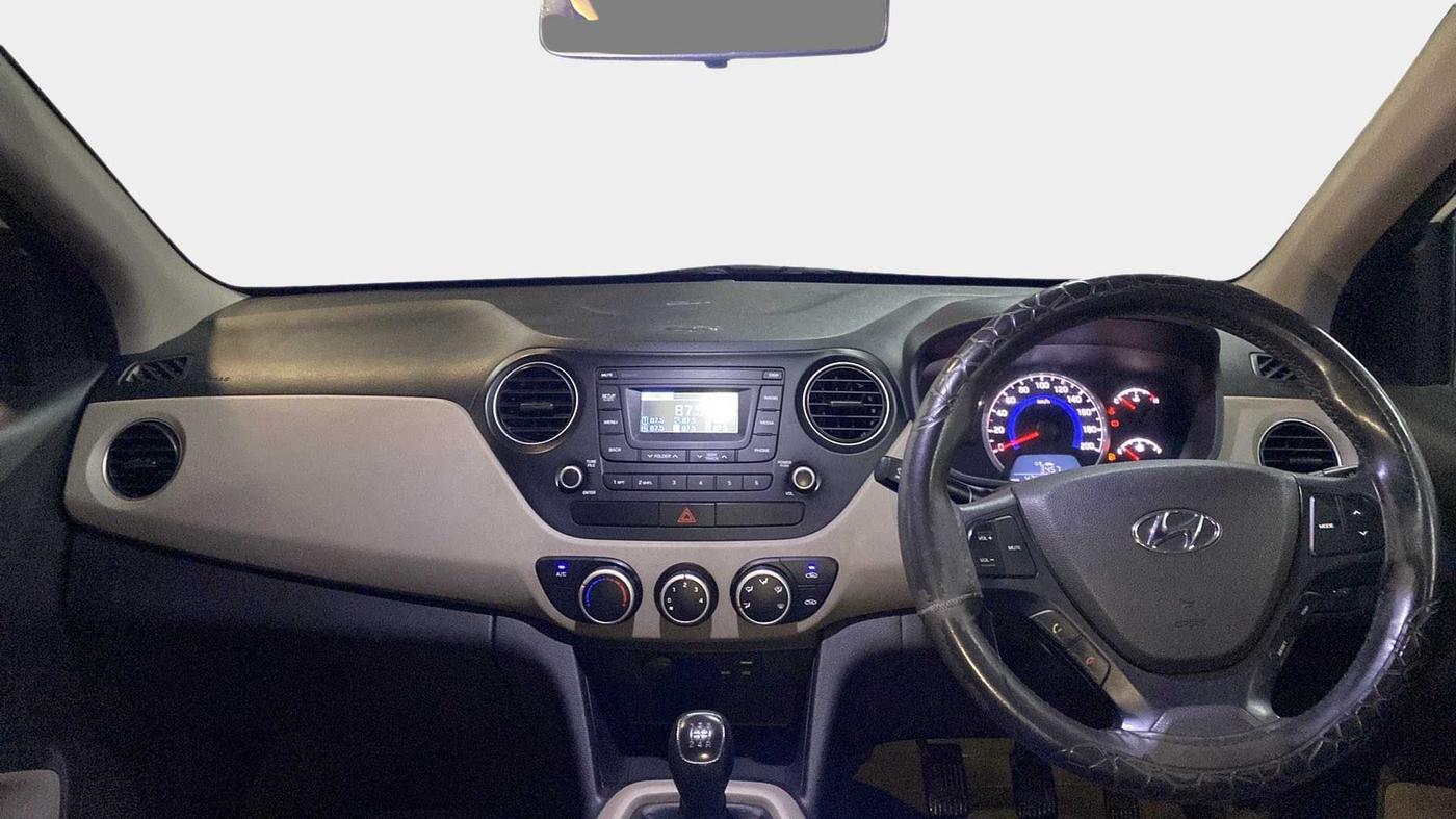 2019 Hyundai Grand i10 MAGNA 1.2 KAPPA VTVT, Petrol, Manual, 42,474 km, Dashboard