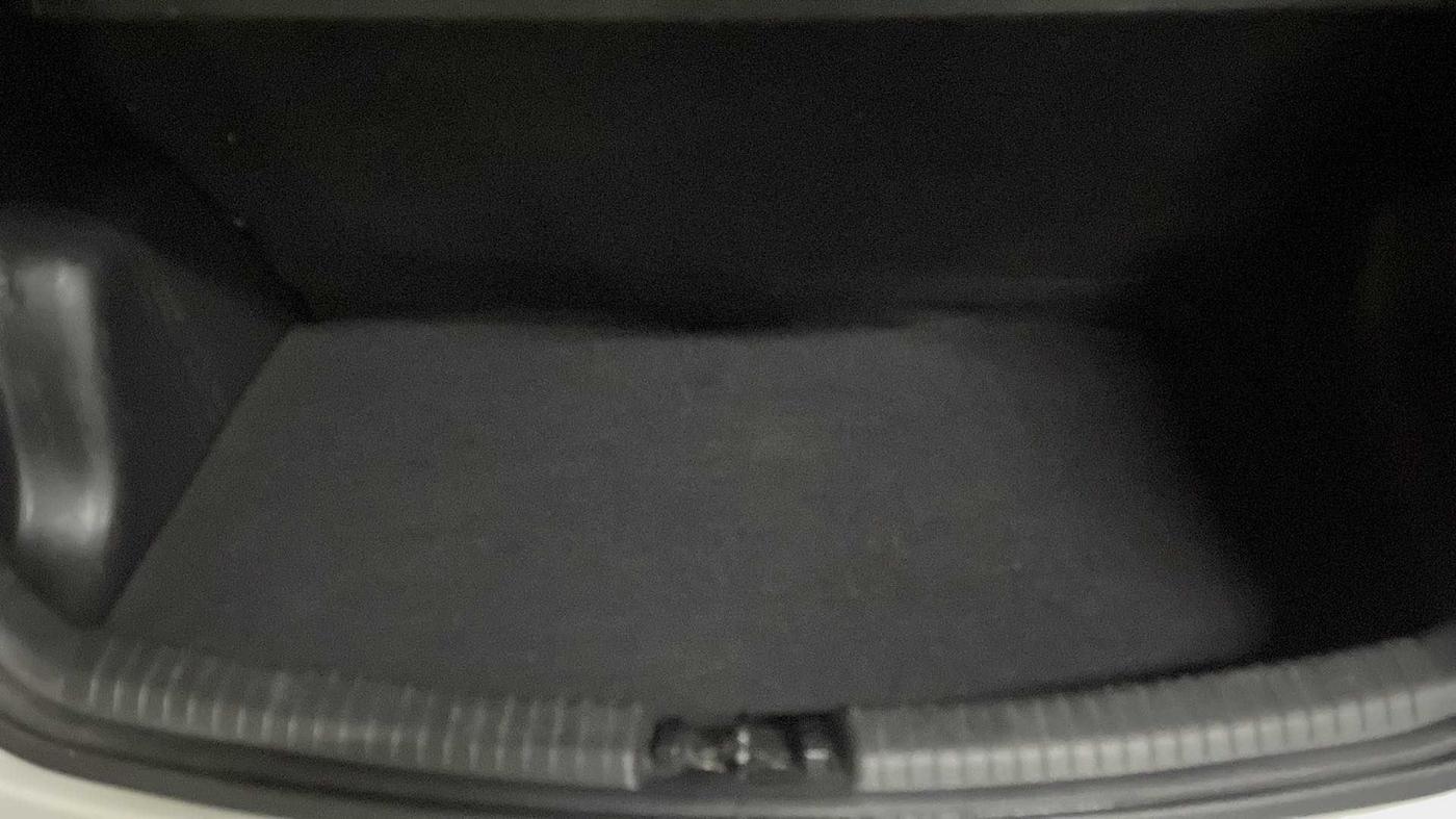 2019 Hyundai Grand i10 MAGNA 1.2 KAPPA VTVT, Petrol, Manual, 42,474 km, Boot Inside