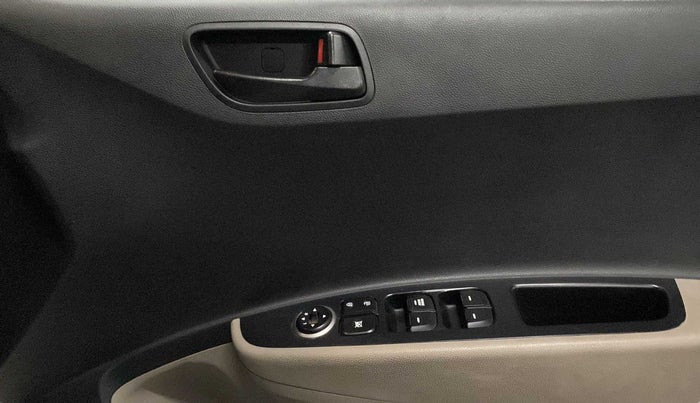 2019 Hyundai Grand i10 MAGNA 1.2 KAPPA VTVT, Petrol, Manual, 42,474 km, Driver Side Door Panels Control