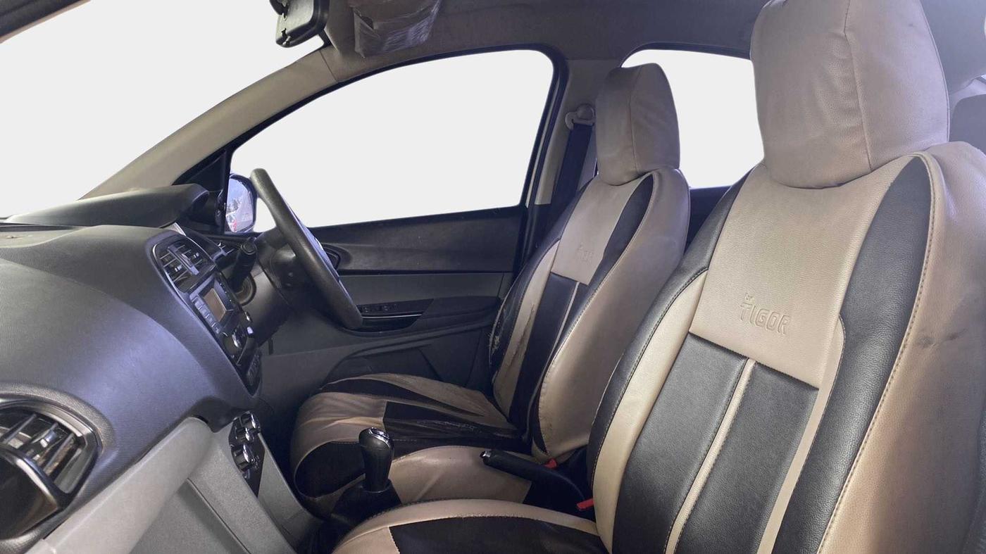 2017 Tata TIGOR XT PETROL, Petrol, Manual, 51,107 km, Right Side Front Door Cabin