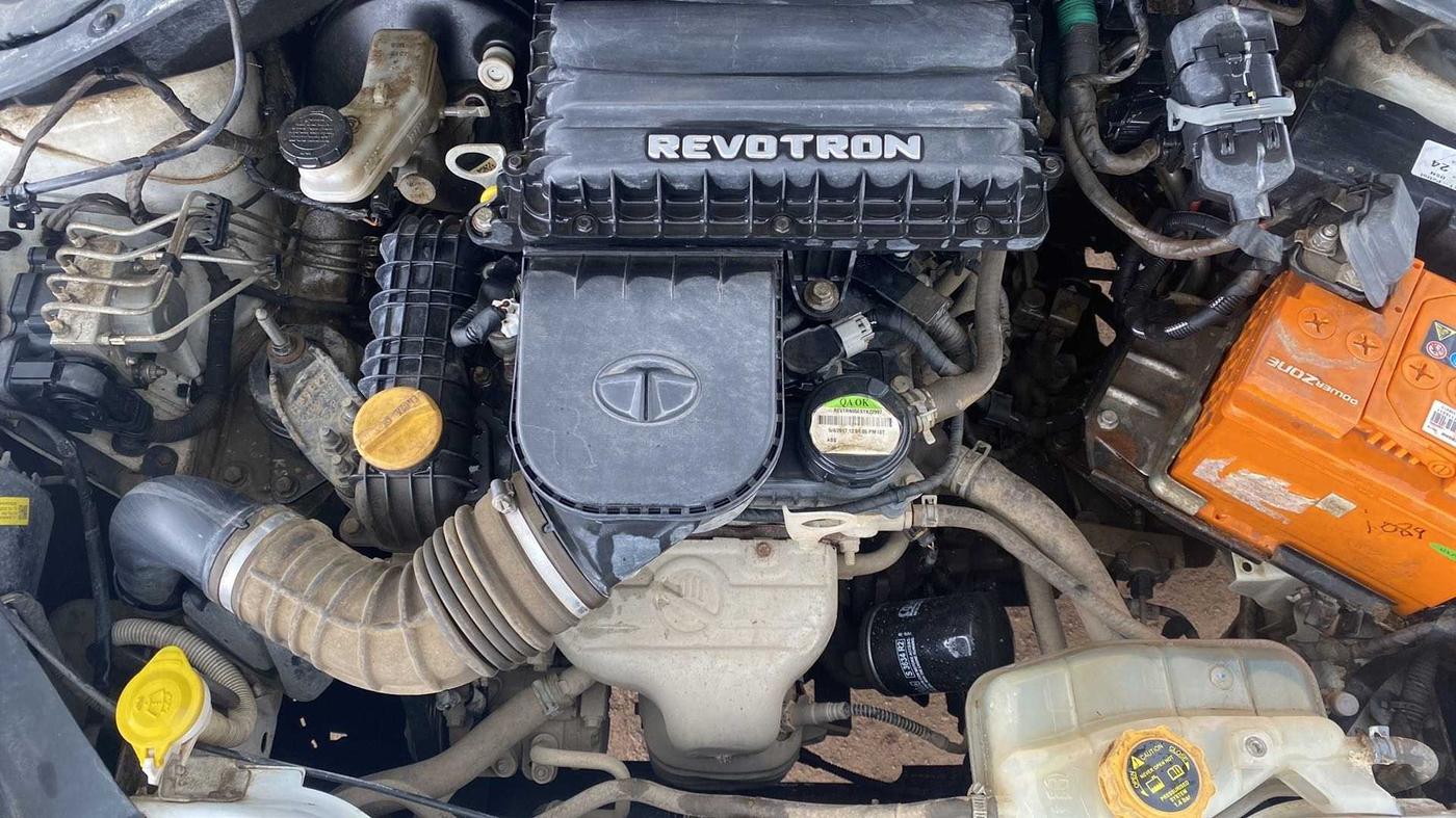 2017 Tata TIGOR XT PETROL, Petrol, Manual, 51,107 km, Open Bonet