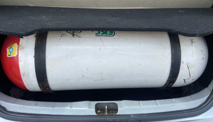 2019 Hyundai NEW SANTRO ERA, CNG, Manual, 72,066 km, Boot Inside