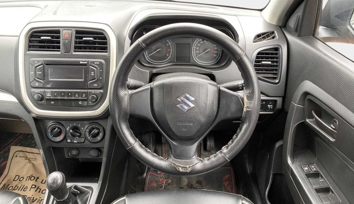 2021 Maruti Vitara Brezza LXI, Petrol, Manual, 29,882 km, Steering Wheel Close Up