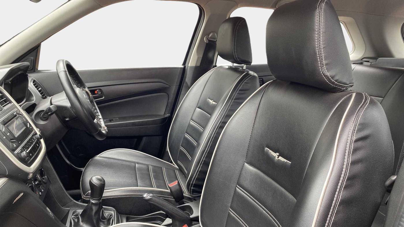2021 Maruti Vitara Brezza LXI, Petrol, Manual, 29,882 km, Right Side Front Door Cabin