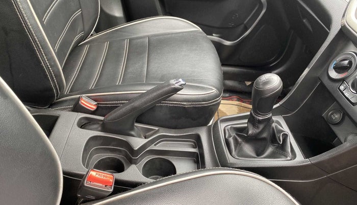 2021 Maruti Vitara Brezza LXI, Petrol, Manual, 29,882 km, Gear Lever
