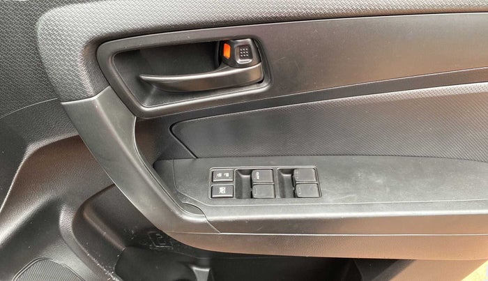 2021 Maruti Vitara Brezza LXI, Petrol, Manual, 29,882 km, Driver Side Door Panels Control