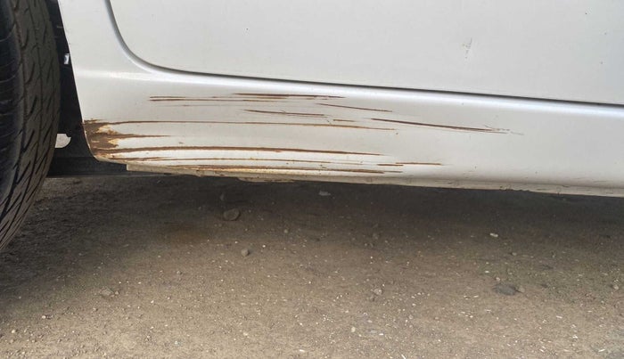 2012 Maruti Wagon R 1.0 LXI, CNG, Manual, 56,336 km, Right running board - Slightly rusted