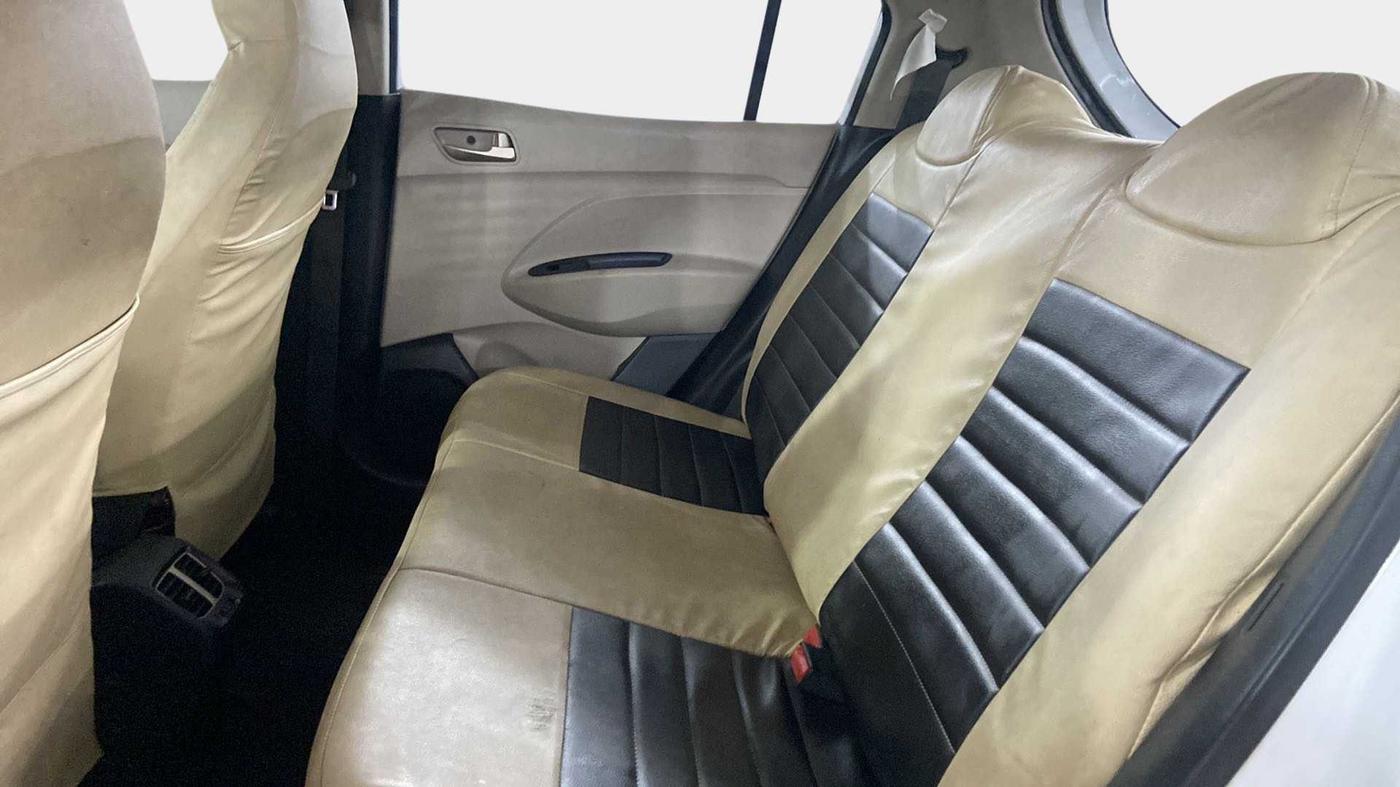 2019 Hyundai NEW SANTRO SPORTZ MT, Petrol, Manual, 25,272 km, Right Side Rear Door Cabin