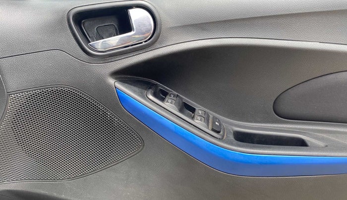 2019 Ford New Figo TITANIUM BLU 1.5 DIESEL, Diesel, Manual, 45,715 km, Driver Side Door Panels Control