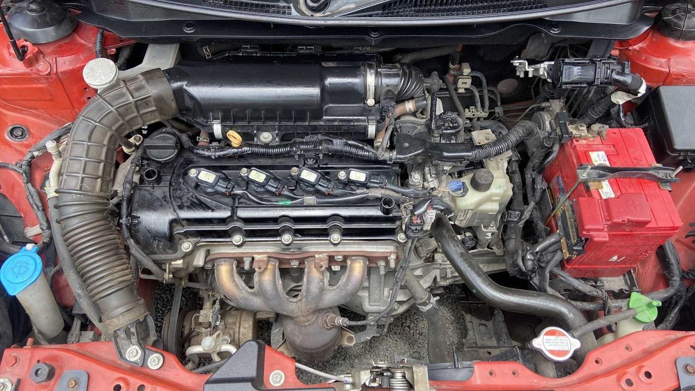 2018 Maruti Swift ZXI AMT, Petrol, Automatic, 72,600 km, Open Bonet