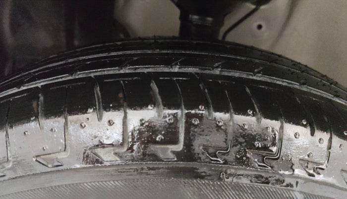 2025 Maruti Celerio LXI, Petrol, Manual, 80 km, Left Front Tyre Tread