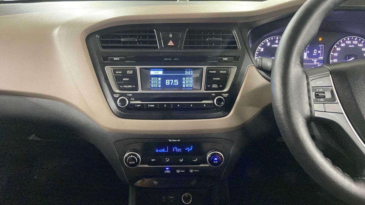 2016 Hyundai Elite i20 SPORTZ 1.2, Petrol, Manual, 24,235 km, Air Conditioner