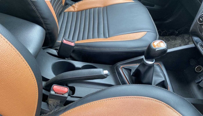 2017 Hyundai i20 Active 1.2 SX, Petrol, Manual, 51,758 km, Gear Lever