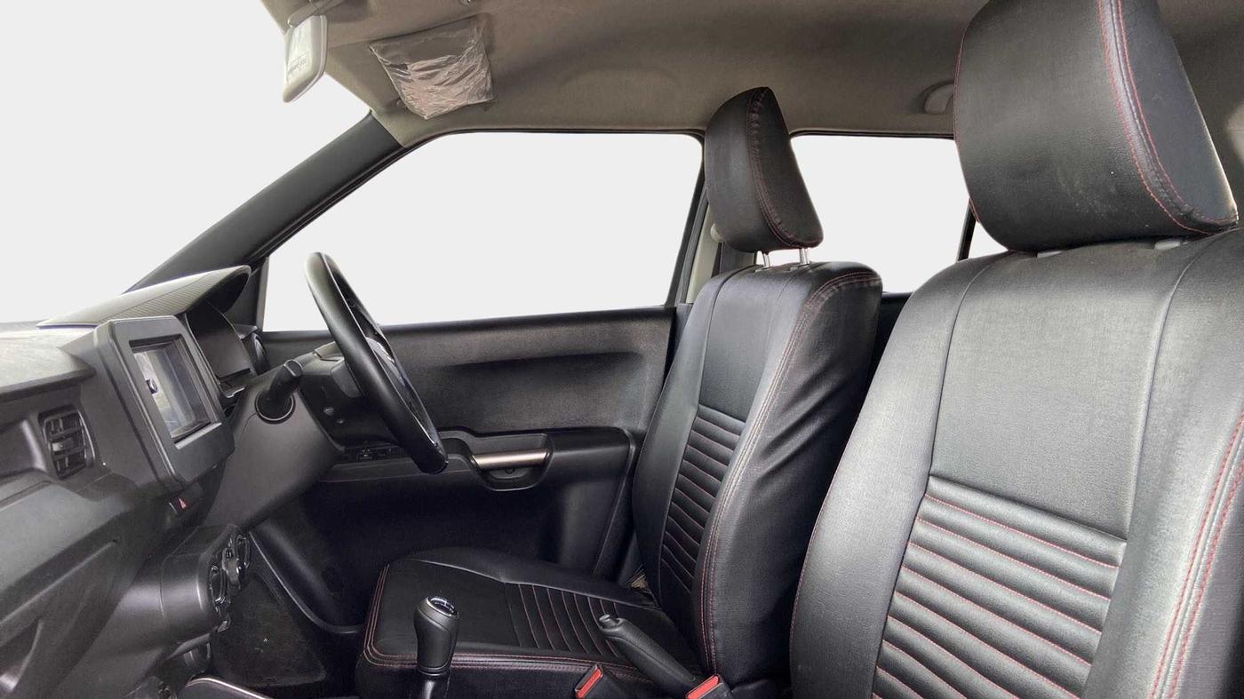 2017 Maruti IGNIS SIGMA 1.2, Petrol, Manual, 62,199 km, Right Side Front Door Cabin