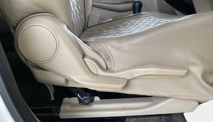 2018 Maruti Dzire ZXI, Petrol, Manual, 97,254 km, Driver Side Adjustment Panel