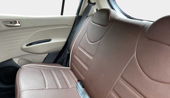 2019 Hyundai NEW SANTRO SPORTZ MT, Petrol, Manual, 8,625 km, Right Side Rear Door Cabin