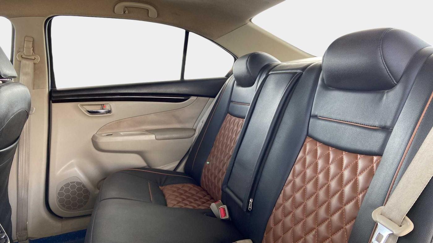 2018 Maruti Ciaz SIGMA 1.4 MT PETROL, Petrol, Manual, 40,635 km, Right Side Rear Door Cabin