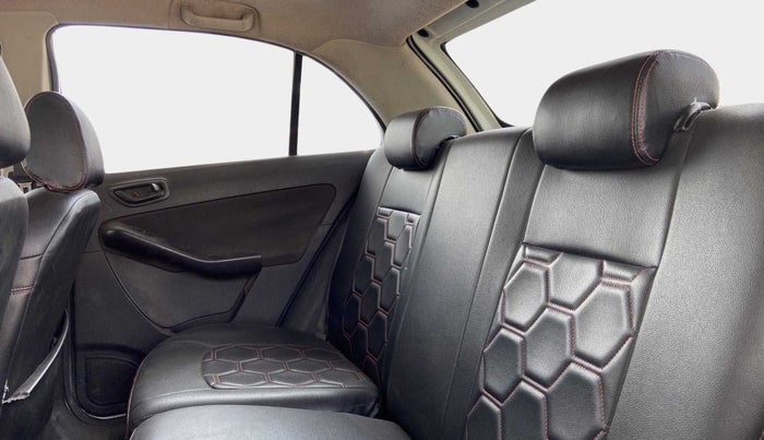 2015 Tata Bolt XMS QUADRAJET, Diesel, Manual, 1,16,879 km, Right Side Rear Door Cabin
